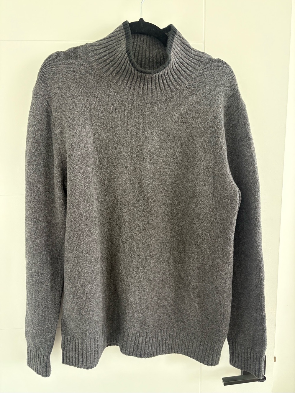 Banana Republic Men’s Charcoal Ribbed Cotton Blend Turtleneck Sweater